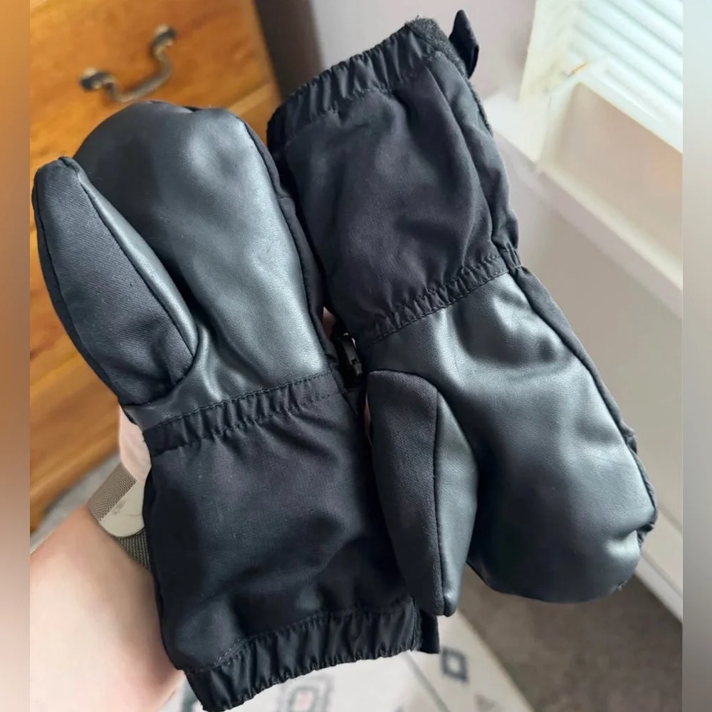 REI Black Winter Mittens Size 2T
